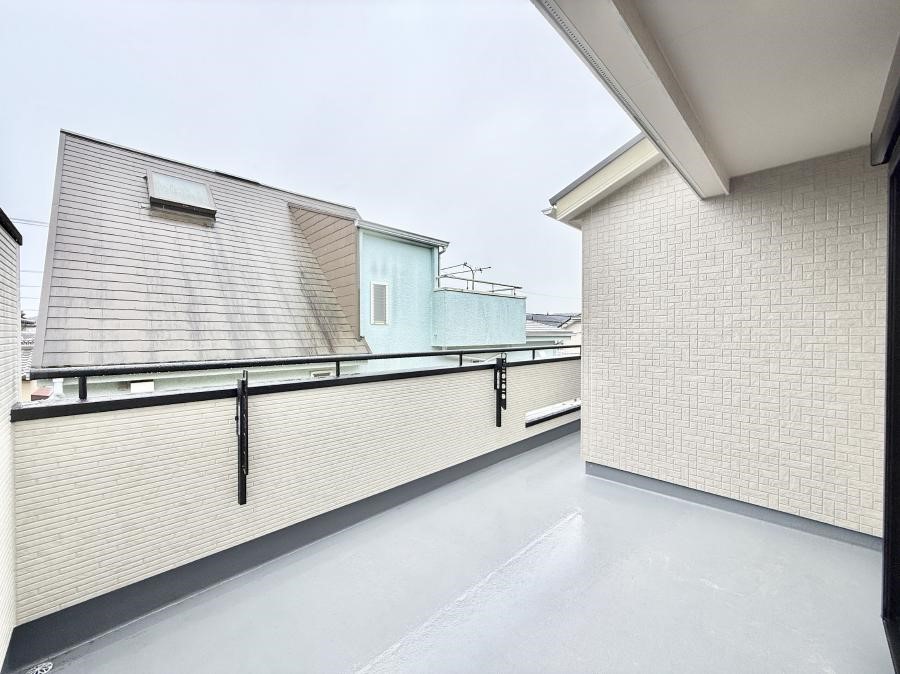 �o���R�j�[ ����