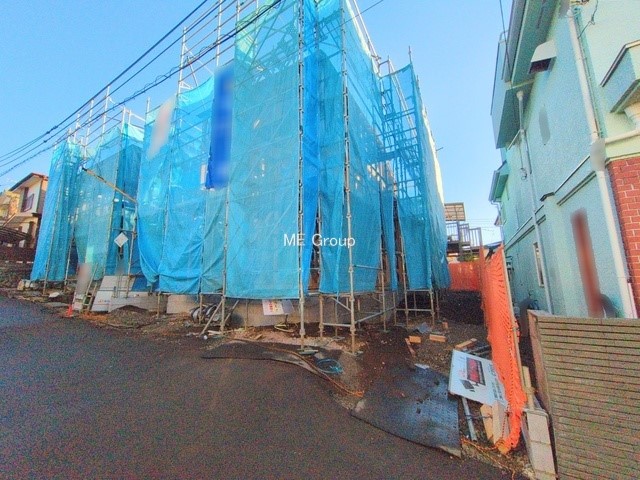 nOώʐ^ OρV炵n܂ꏊŁAƑJ[߂