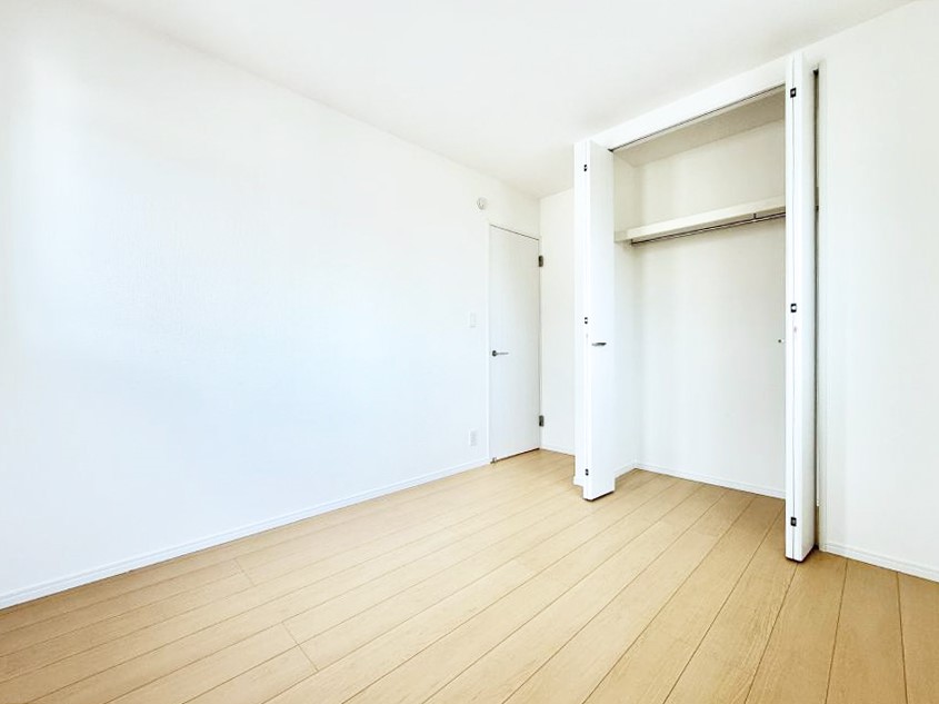 �Q�� ���������̔z�u��ʋC���̗ǂ��݌v�ŕ����̋�C�������炸�A��ɐV�N�ȋ�C������܂�