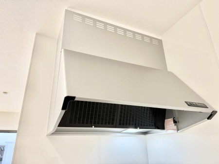 ���̑����� �ݔ����t�[�h�ɕ����Ă���ׁA���������C��ɗU������A�����I�ɔr�����ł��܂�