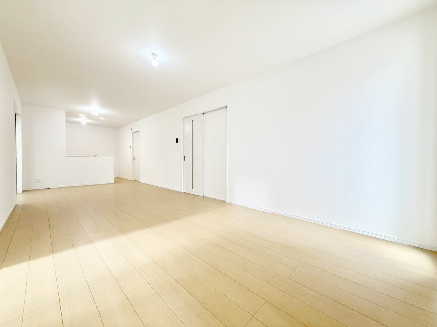 ���̑����� �������Ƒ��̏Ί炪���ӂ��A���났�̋��