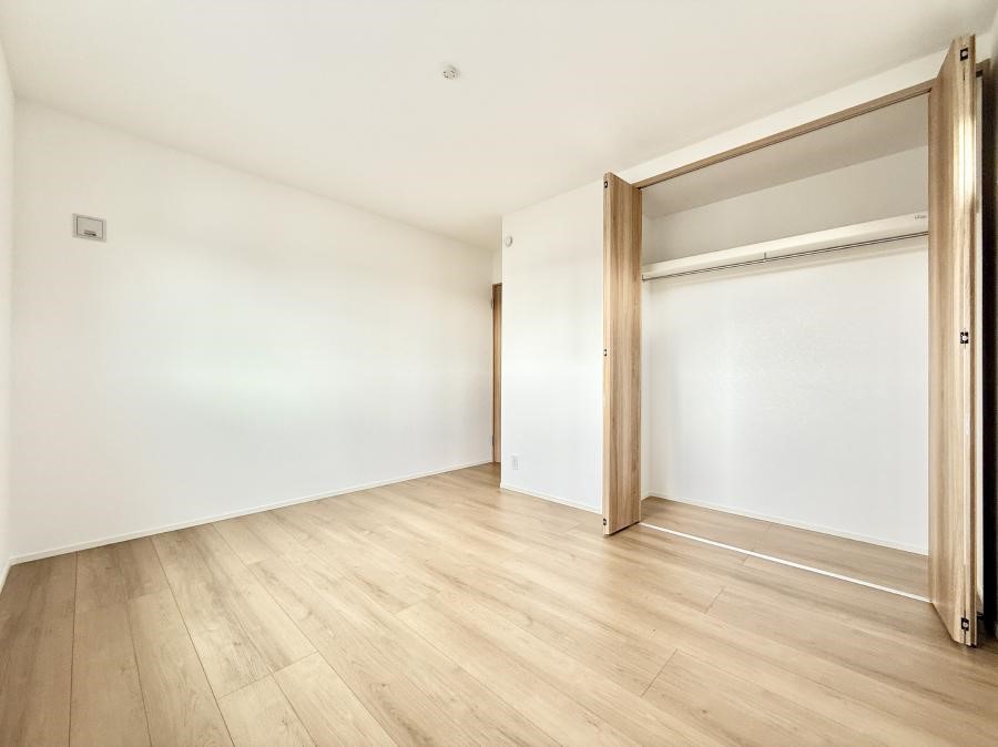 �q������ �������v���C�x�[�g��ԂƂ��ĐÂ��ŗ�������������񋟂��Ă���܂�