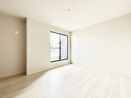 �q������ �������v���C�x�[�g��ԂƂ��ĐÂ��ŗ�������������񋟂��Ă���܂�