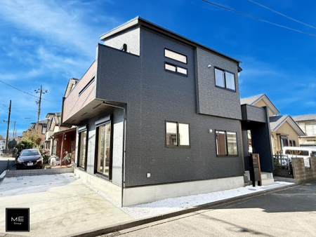 nOώʐ^ OρV炵n܂ꏊŁAƑJ[߂