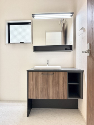 ���ʑ�E���ʏ� �������������Ő������̂�����ʏ�