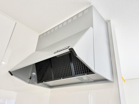 ���̑����� �ݔ����t�[�h�ɕ����Ă���ׁA���������C��ɗU������A�����I�ɔr�����ł��܂�