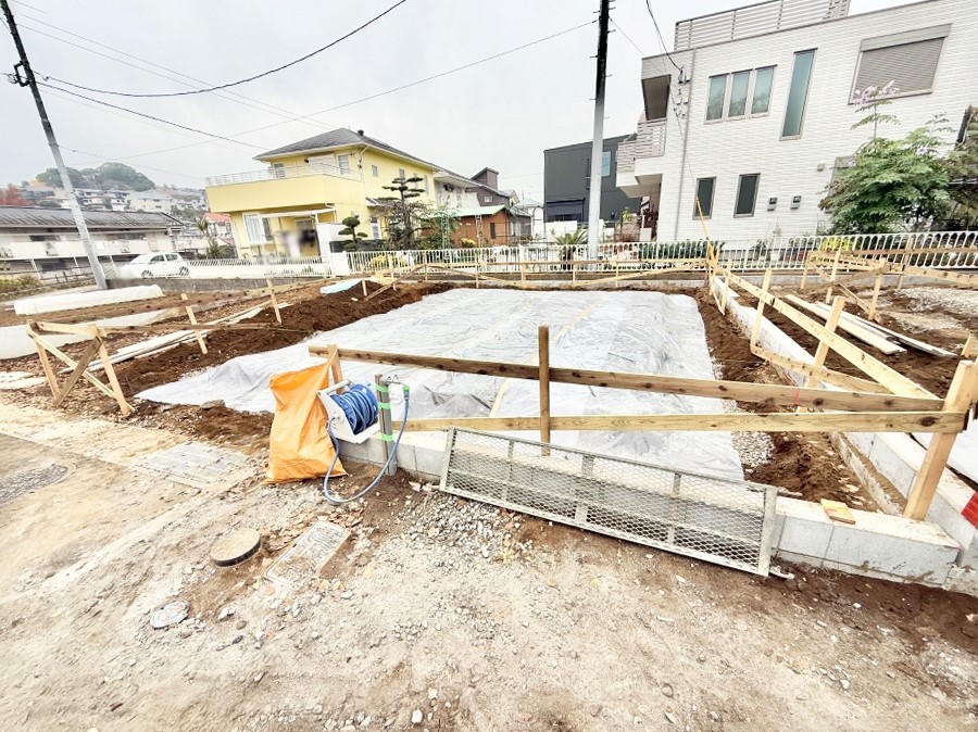 ���n�O�ώʐ^ �O�ρ��V������炵���n�܂�ꏊ�ŁA�Ƒ����J��[�߂�