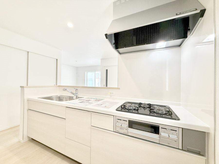 �L�b�`�� �������V���v���Ŕ������S�n�悢���Ԃ𐶂ރL�b�`�����