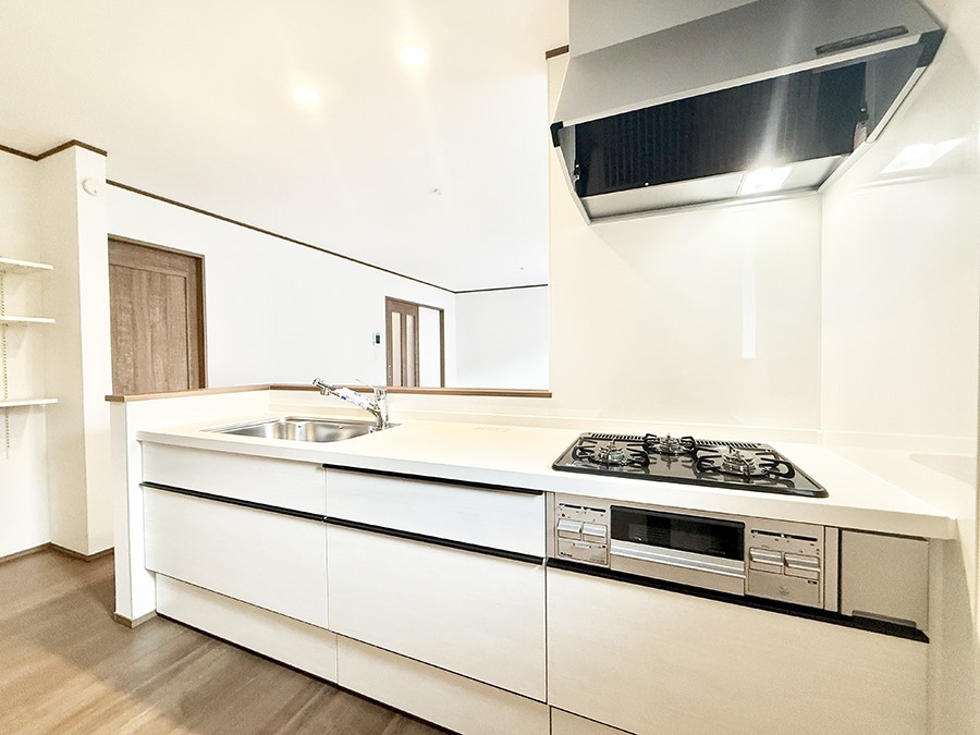 �L�b�`�� �������V���v���Ŕ������S�n�悢���Ԃ𐶂ރL�b�`�����