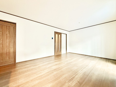 ���̑����� �������Ƒ��̏Ί炪���ӂ��A���났�̋��