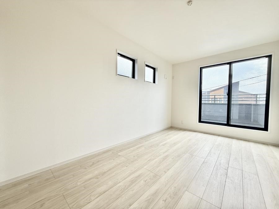 ���̑����� �������D��ŉ��₩�Ȏ��Ԃ��������