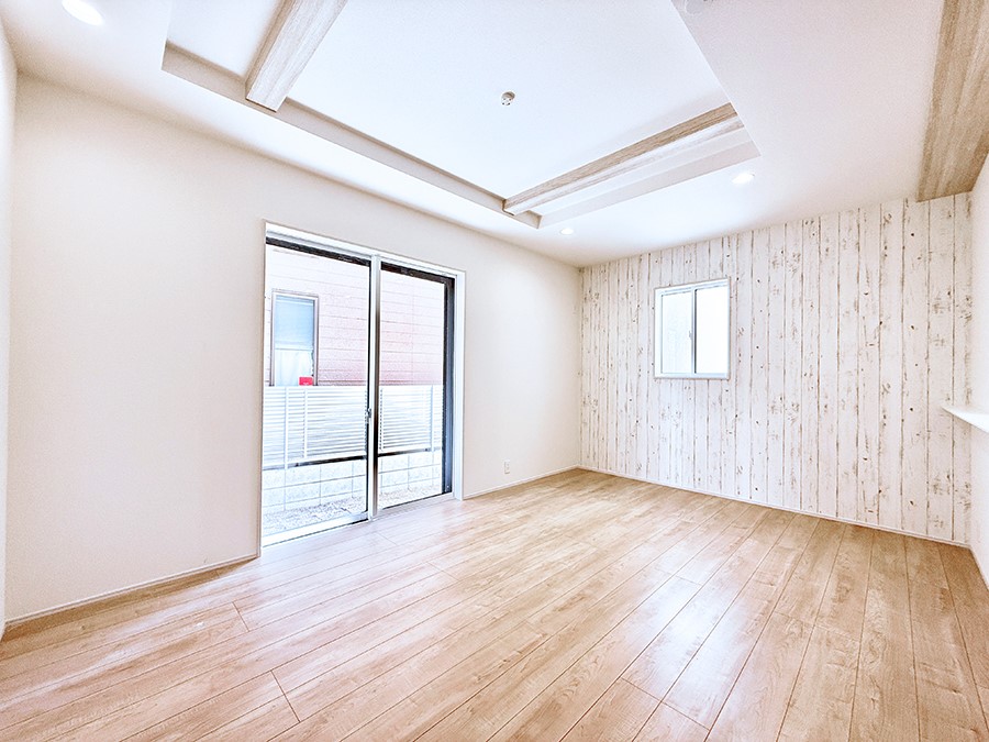 ���r���O ���������났�ƏΊ炪�W�܂�A�S���܂郊�r���O