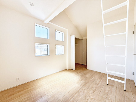 �q������ �������Ƌ�⃌�C�A�E�g�����R�ɔz�u�ł��邽�ߎg�����肪�ǂ����K�ɉ߂����܂�