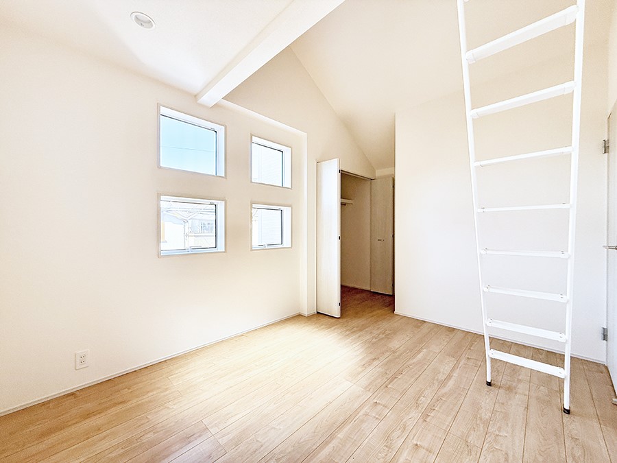 �q������ �������Ƌ�⃌�C�A�E�g�����R�ɔz�u�ł��邽�ߎg�����肪�ǂ����K�ɉ߂����܂�