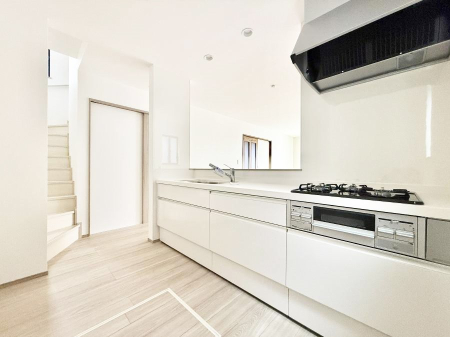 �L�b�`�� �������V���v���Ŕ������S�n�悢���Ԃ𐶂ރL�b�`�����