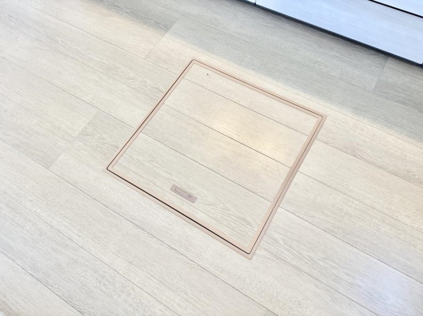 ���̑����� �ݔ����B�ꂽ���[�X�y�[�X�ŉƑS�̂��X�b�L��