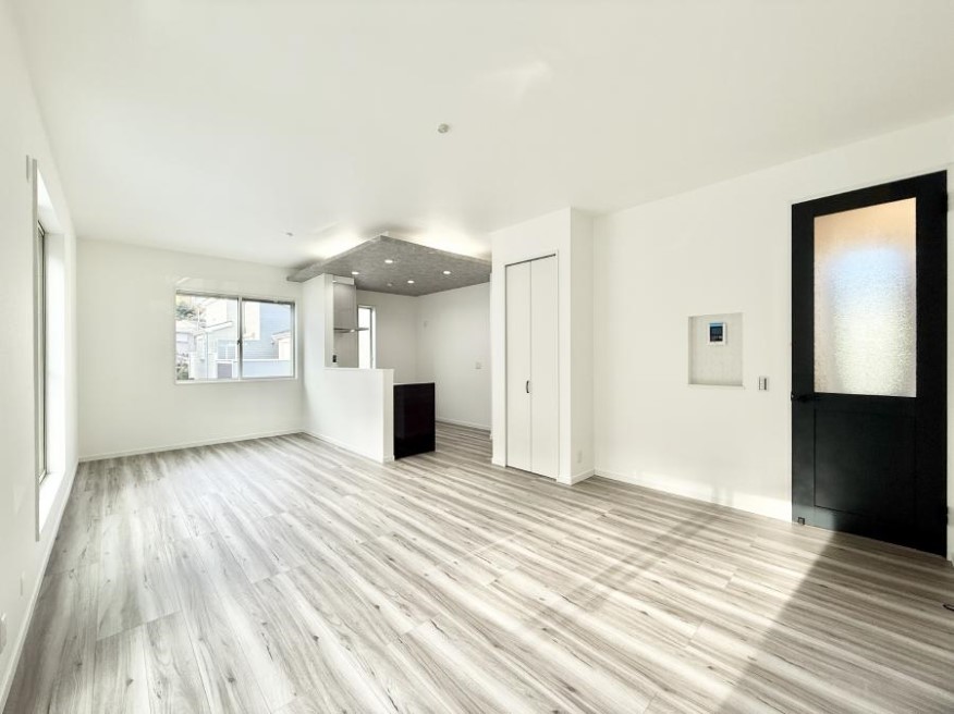 ���r���O ���������R�Ɖ�b�����܂��A�S�n�悢�ЂƂƂ�