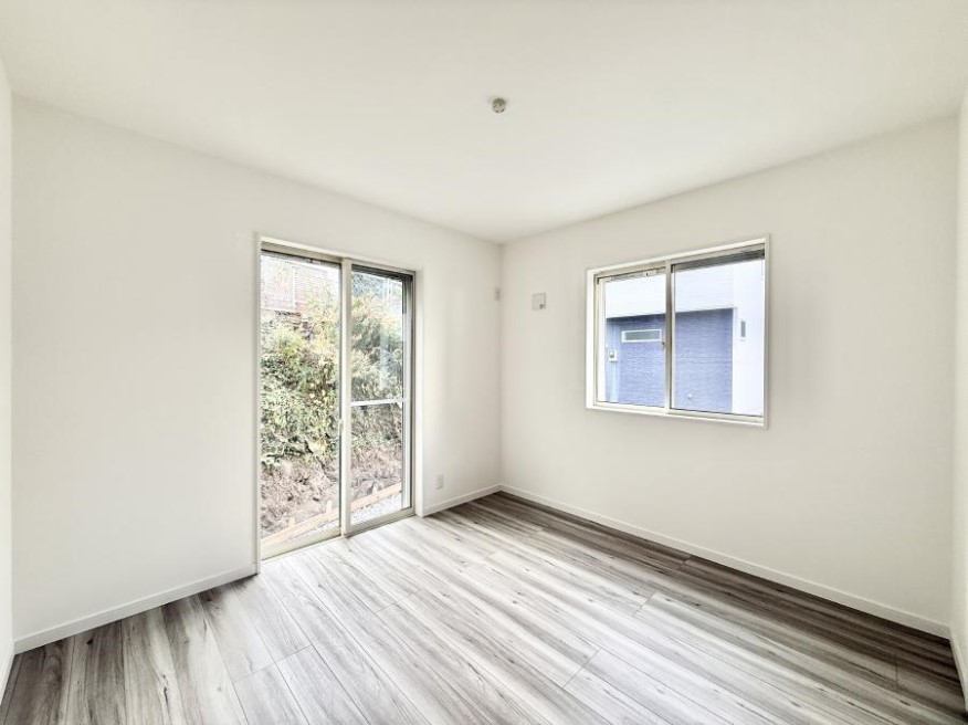 �Q�� ���������̔z�u��ʋC���̗ǂ��݌v�ŕ����̋�C�������炸�A��ɐV�N�ȋ�C������܂�