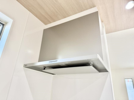 ���̑����� �ݔ����������̏��C����������C��ɗU������A�����I�ɔr�����ł��܂��B