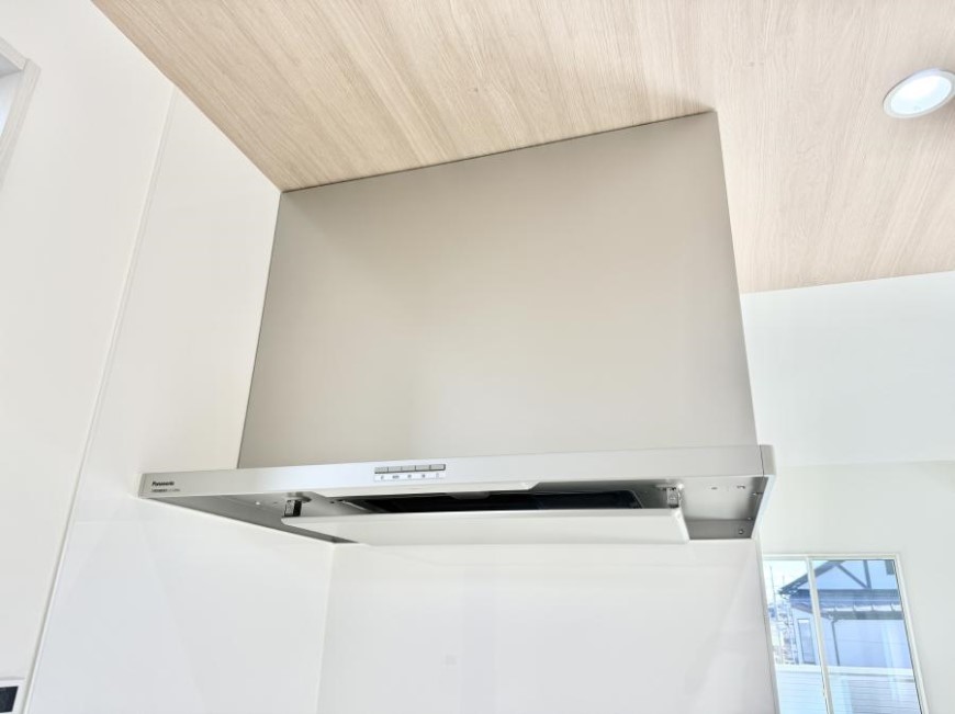 ���̑����� �ݔ����������̏��C����������C��ɗU������A�����I�ɔr�����ł��܂��B