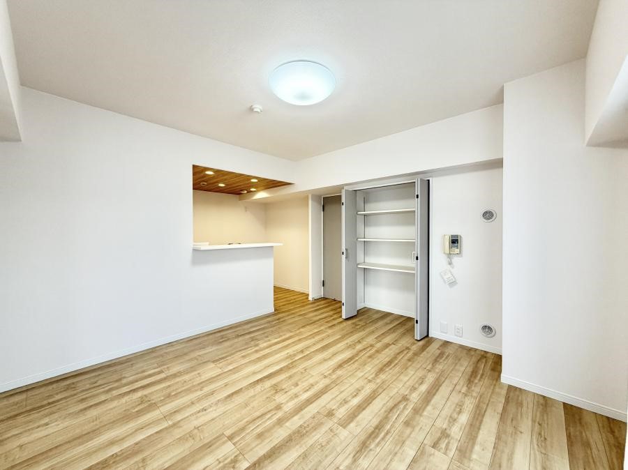 ���r���O �������S���������ꏊ�A�������߂����郊�r���O