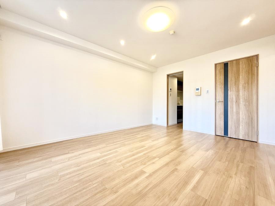 ���r���O ���������났�ƏΊ炪�W�܂�A�S���܂郊�r���O