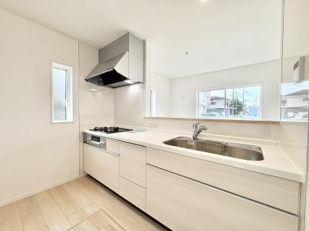 �L�b�`�� ���������y���݂ƐH�ׂ�K����͂���L�b�`��