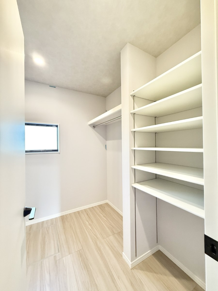 ���[ ����