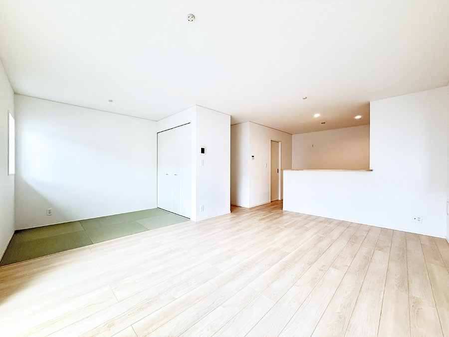 ���r���O ���������S�n�̂����A���z�̃��r���O