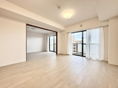 ���r���O ���������C�ɓ���̏ꏊ�ŁA�̂�т�Ƃ������Ԃ�