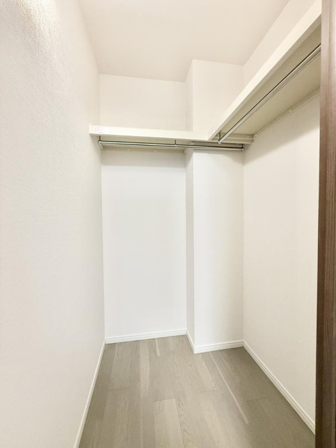 ���[ ����