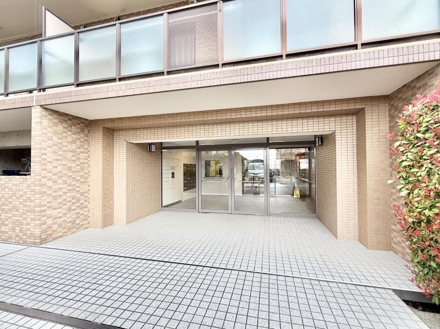 �G���g�����X �O�ρ��������������͋C�̃G���g�����X���Z�܂������������}���܂�