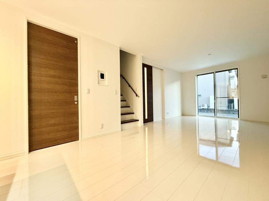 ���r���O �������V���v���������ґ�A��؂Ȑl�Ɖ߂����S���قǂ�����