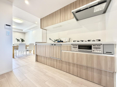 �L�b�`�� �������Ƒ����J��[�߂�A������̂���L�b�`��