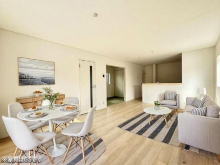 ���r���O ���������R�Ɖ�b�����܂��A�S�n�悢�ЂƂƂ�