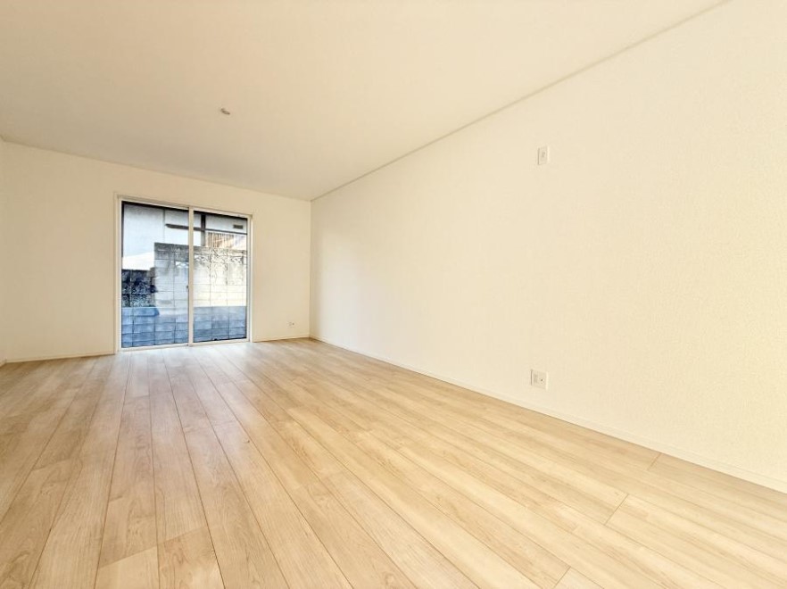 ���r���O ���������R�Ɖ�b�����܂��A�S�n�悢�ЂƂƂ�