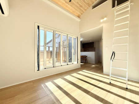 ���r���O ���������ƕ���������A�����b�N�X�ł�����