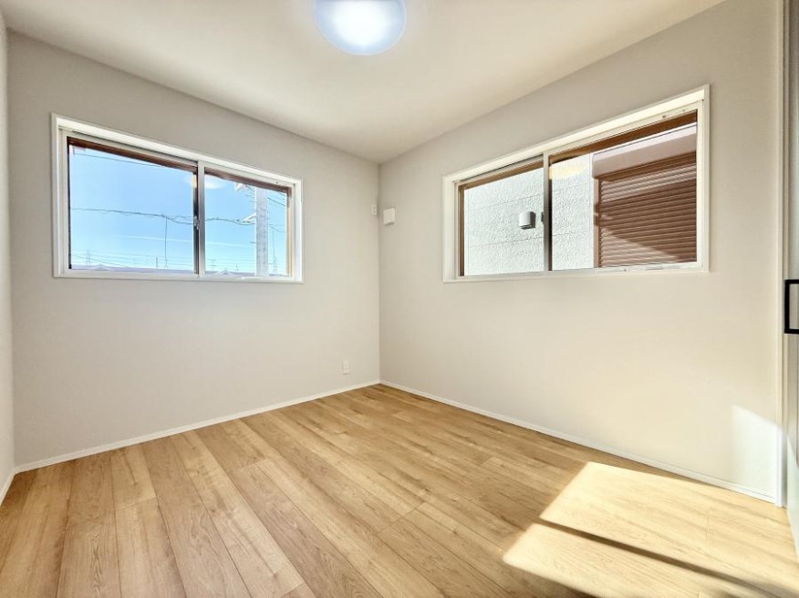 �q������ �����������̍D�݂ɍ��킹���C���e���A�𐮂��₷�����𔽉f�ł���ꏊ�ł�