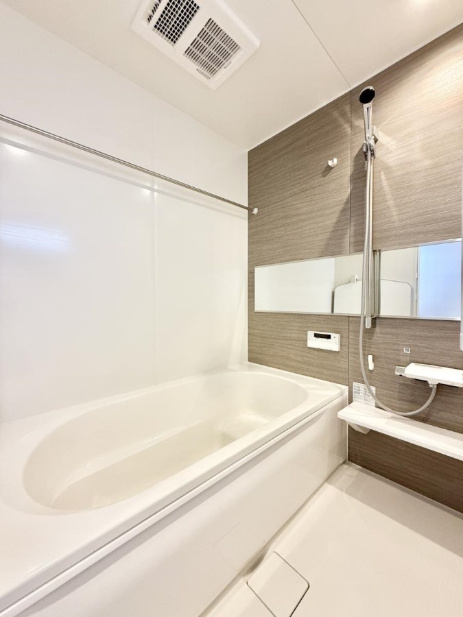 ���� ����������̔�������A�S����������Ԃł�