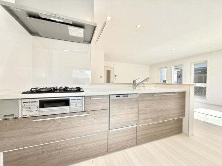 �L�b�`�� �������Ƒ����J��[�߂�A������̂���L�b�`��