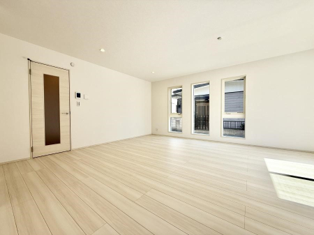 ���r���O ���������났�ƏΊ炪�W�܂�A�S���܂郊�r���O