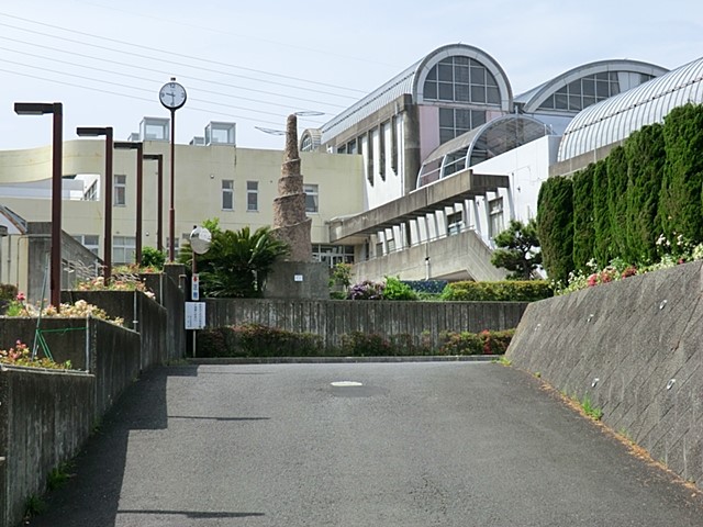 ӊ wZ 1400m qsԒwZ