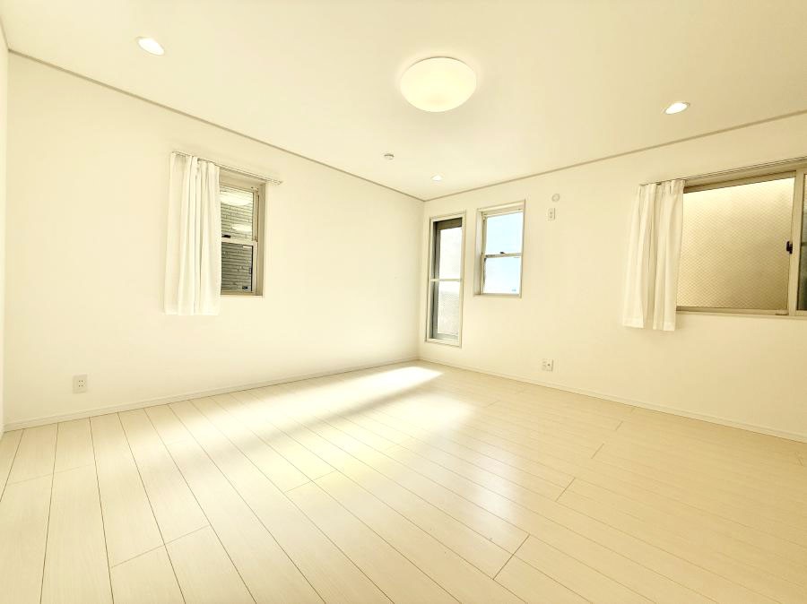 ���̑����� �������Ƒ��̏Ί炪���ӂ��A���났�̋��