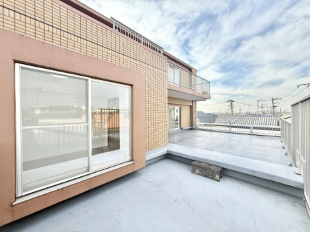 �o���R�j�[ ������ ���̃R�[�q�[���̐�����y���ށA�����̏ꏊ