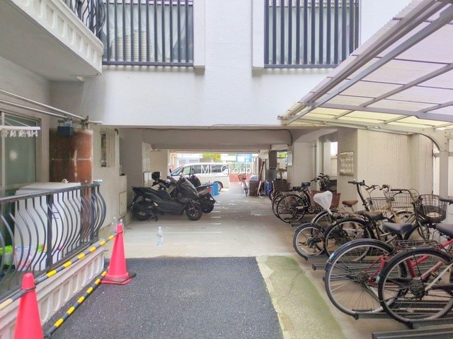 ̑ OρẌړɕ֗ȒփXy[XmۂĂ܂