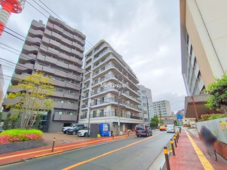 nOώʐ^ OρV炵n܂ꏊŁAƑJ[߂