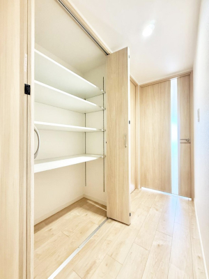 ���[ ����