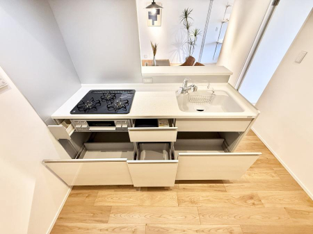 �L�b�`�� �����������������Ɗy�����Ȃ�A���K�ȃL�b�`�����