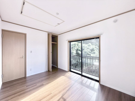 �q������ �������v���C�x�[�g��ԂƂ��ĐÂ��ŗ�������������񋟂��Ă���܂�