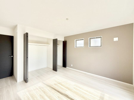 �q������ �������v���C�x�[�g��ԂƂ��ĐÂ��ŗ�������������񋟂��Ă���܂�